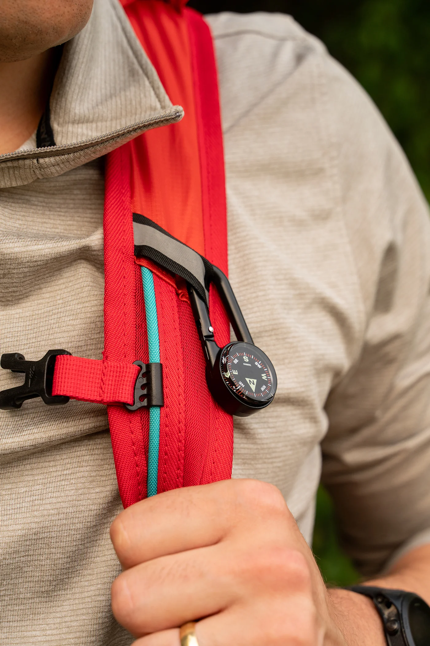 Carabiner Compass - Image 3