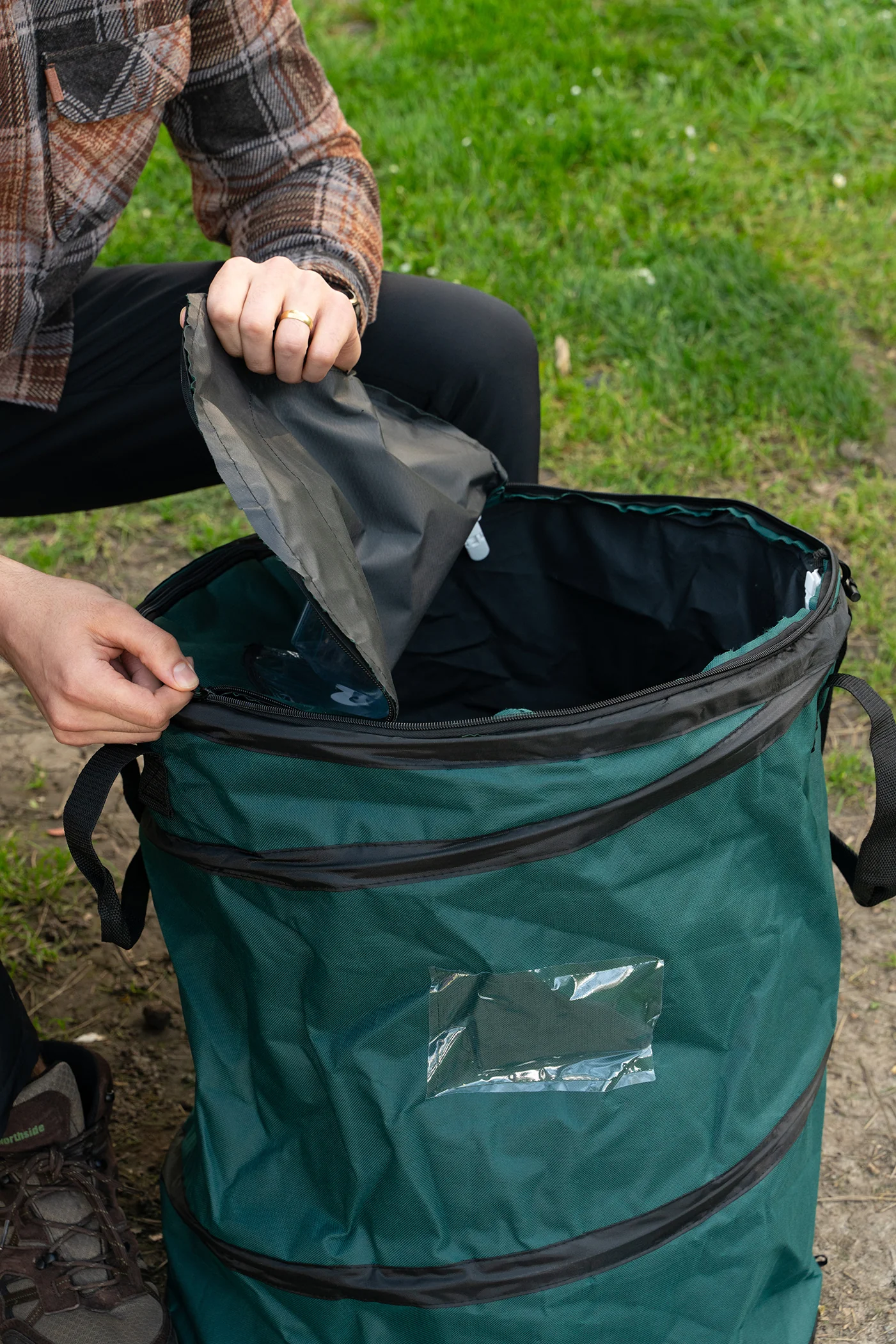 Deluxe Pop-Up Trash Can - Image 7