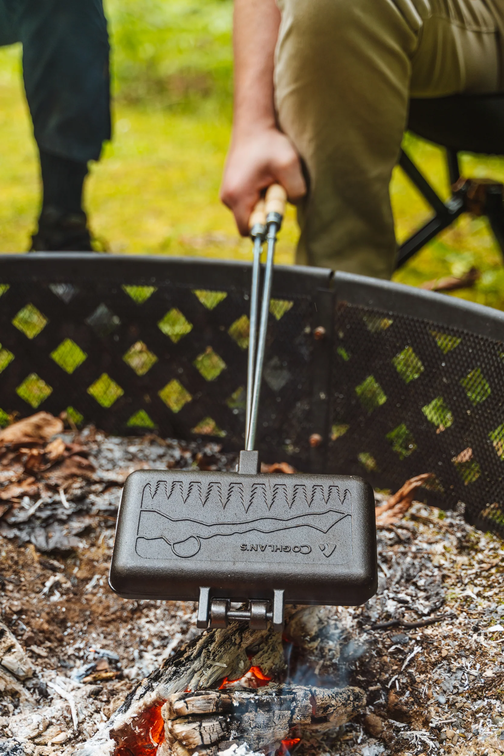 Double Cast Iron Camp Cooker - Image 6