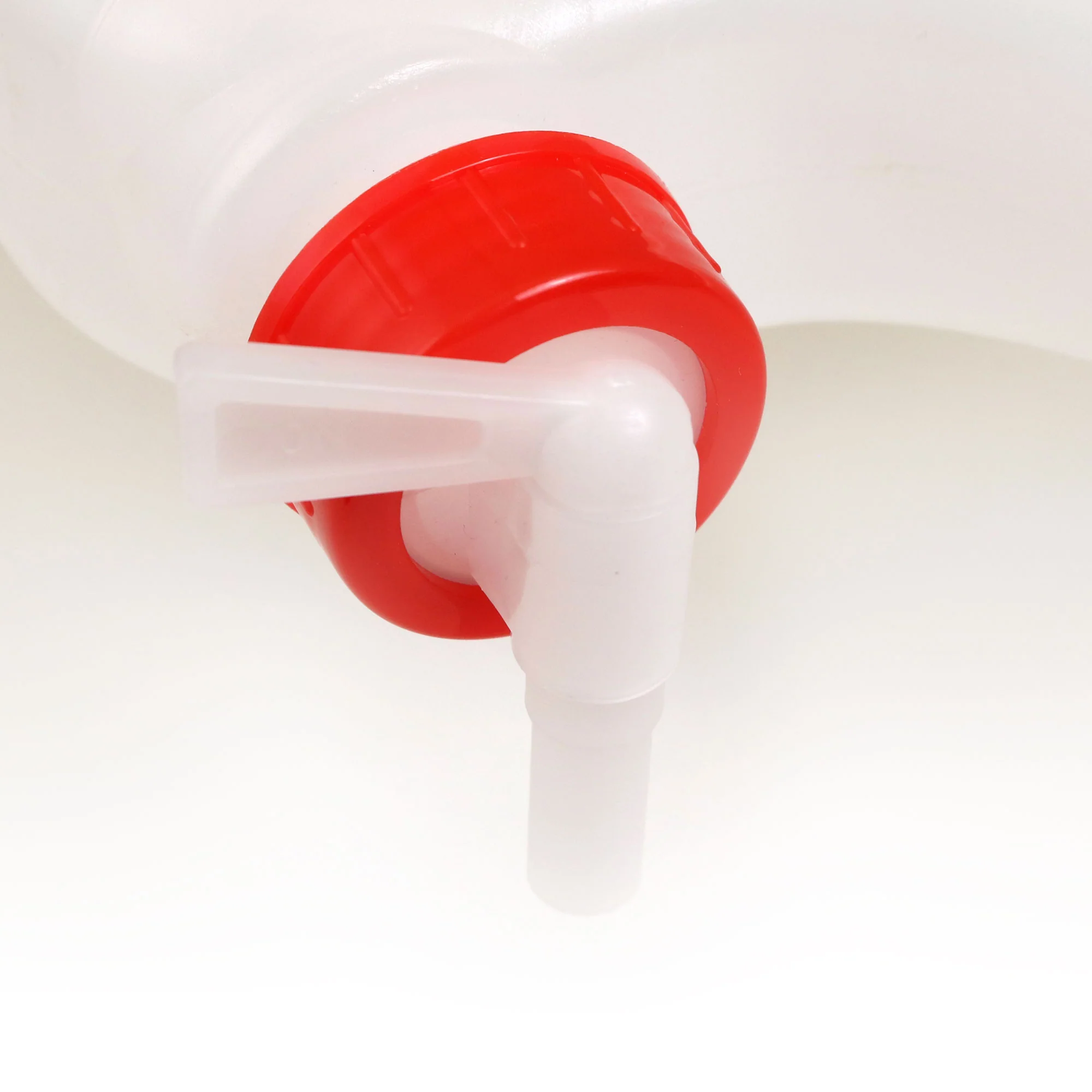 Expandable Water Carrier - Image 3