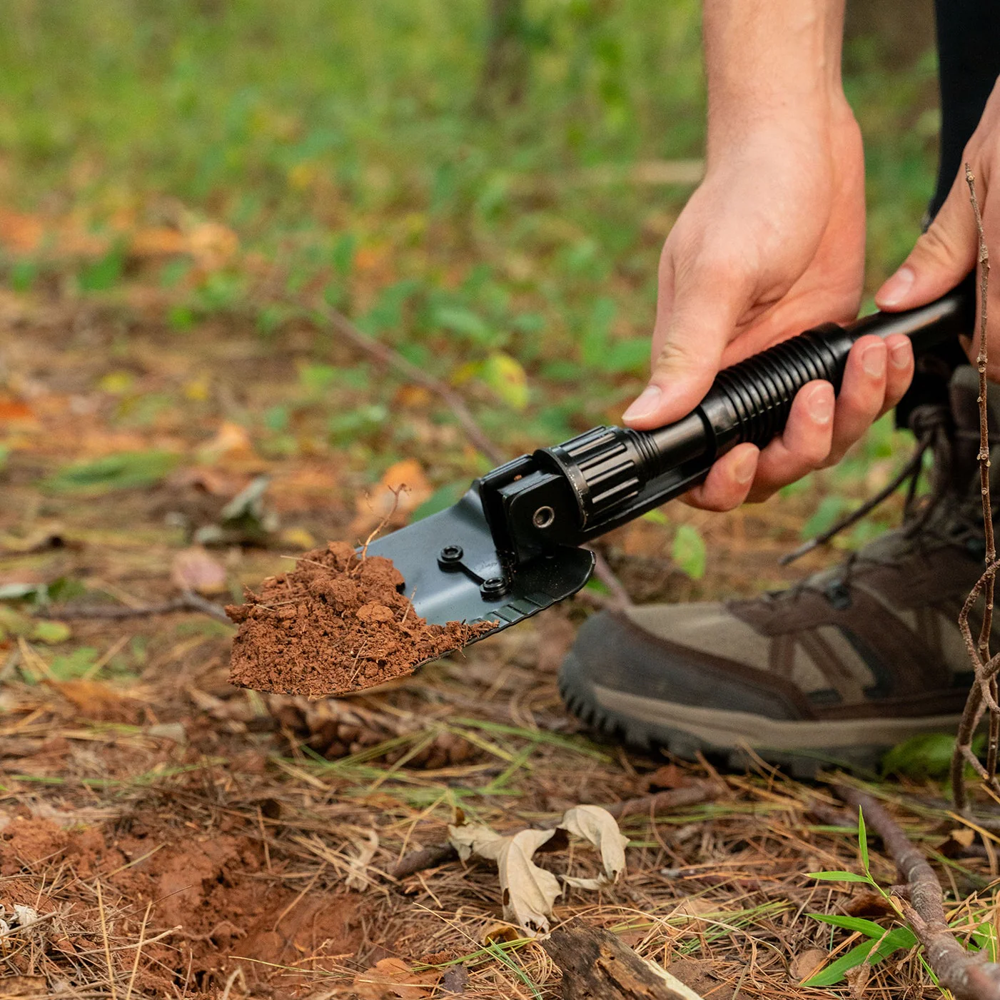 Mini Shovel with Pick - Image 3