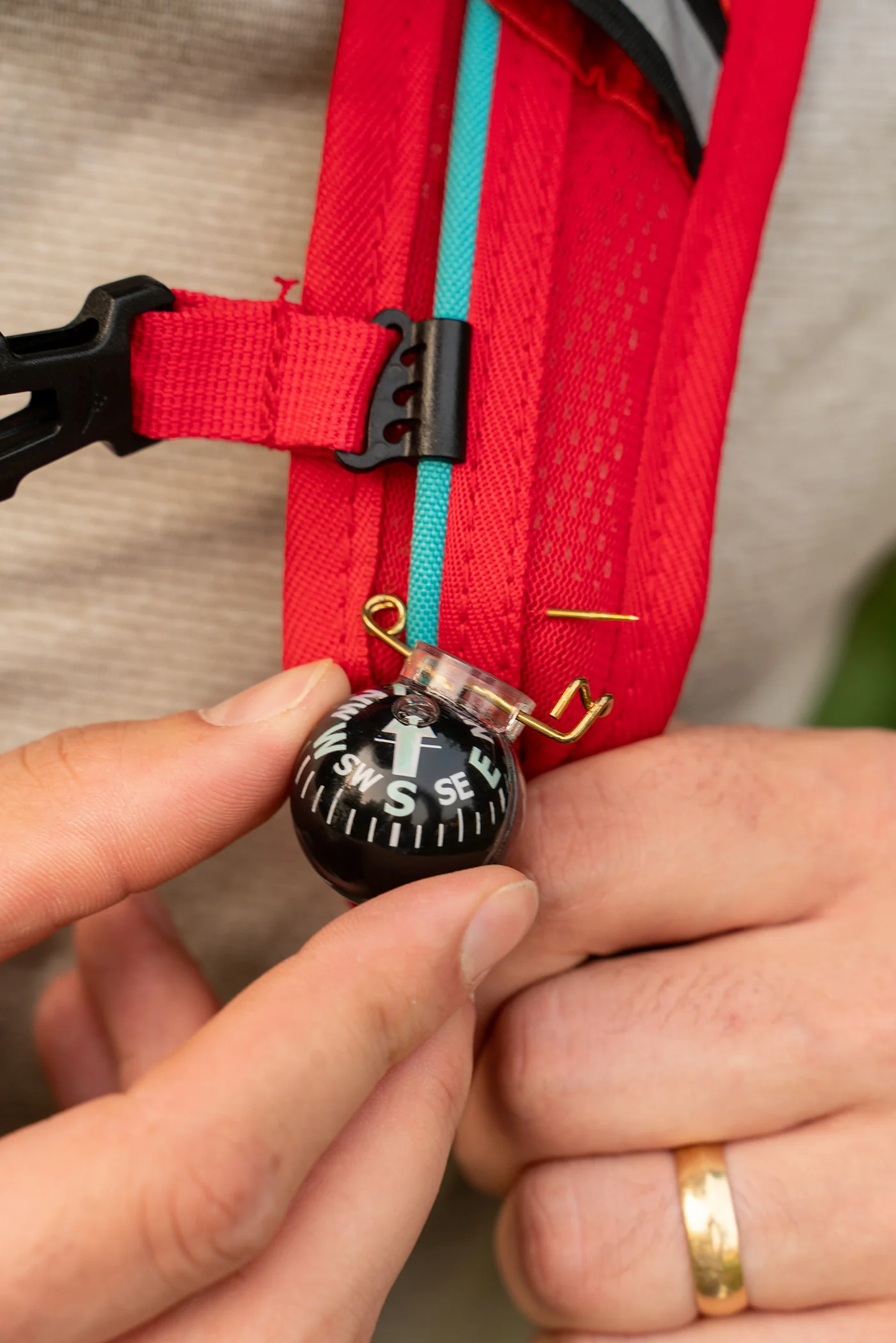 Pin-On Compass - Image 3