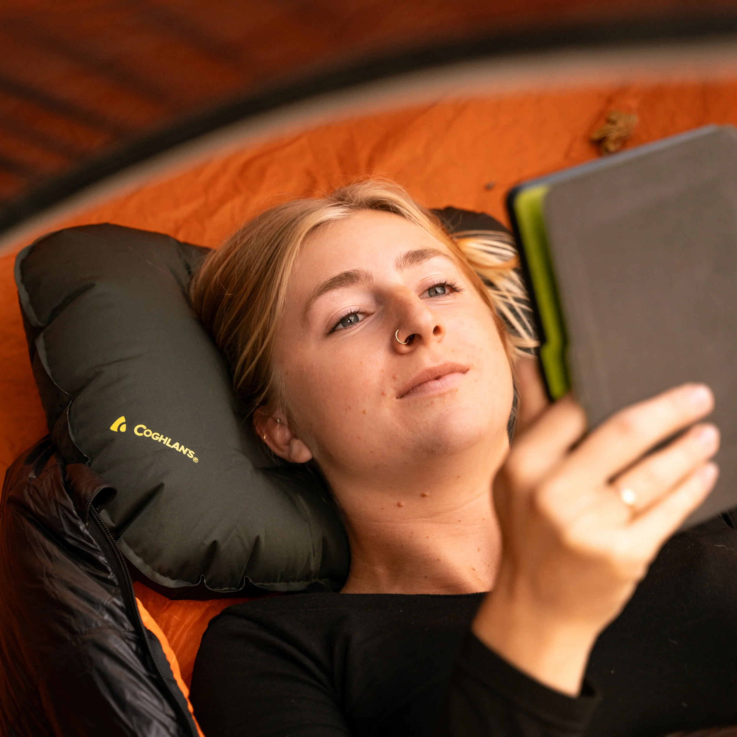 Travel Pillow - Image 7